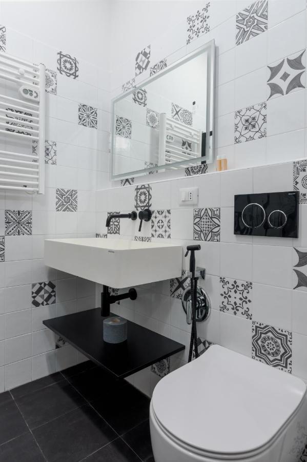 Esclusivo 130 Mq + Terrazzo Via San Vincenzo Διαμέρισμα Γένοβα Εξωτερικό φωτογραφία